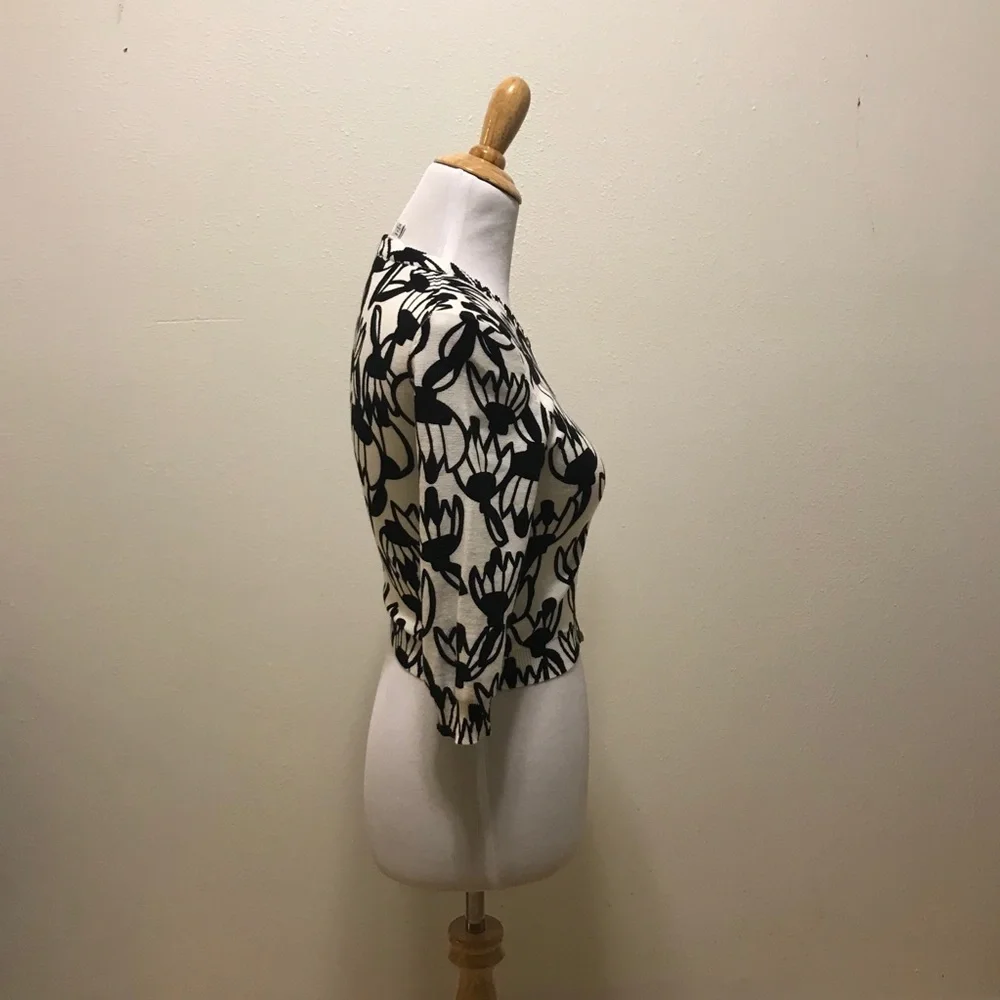 Tracy Reese Cropped Full Zip Floral Black Sweater XS - Picture 3 of 9